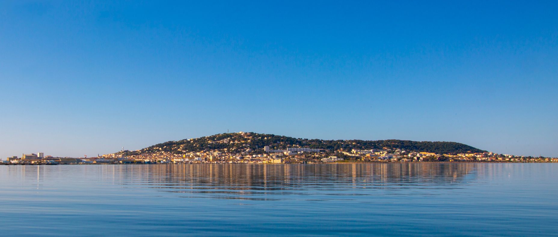 prix location bateau sete evasion thau